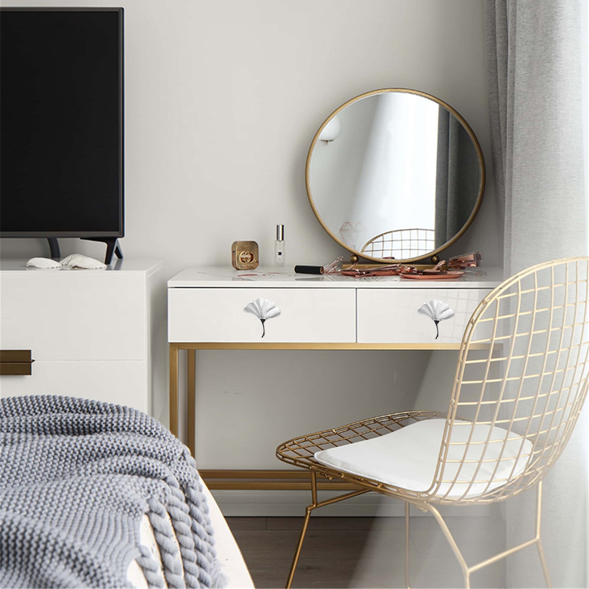 Ginkgo Leaf Drawer Knobs Modern Cabinet Pull Handle for Wardrobe Cupboard Drawer Bookcase Furniture (Small，Silver)